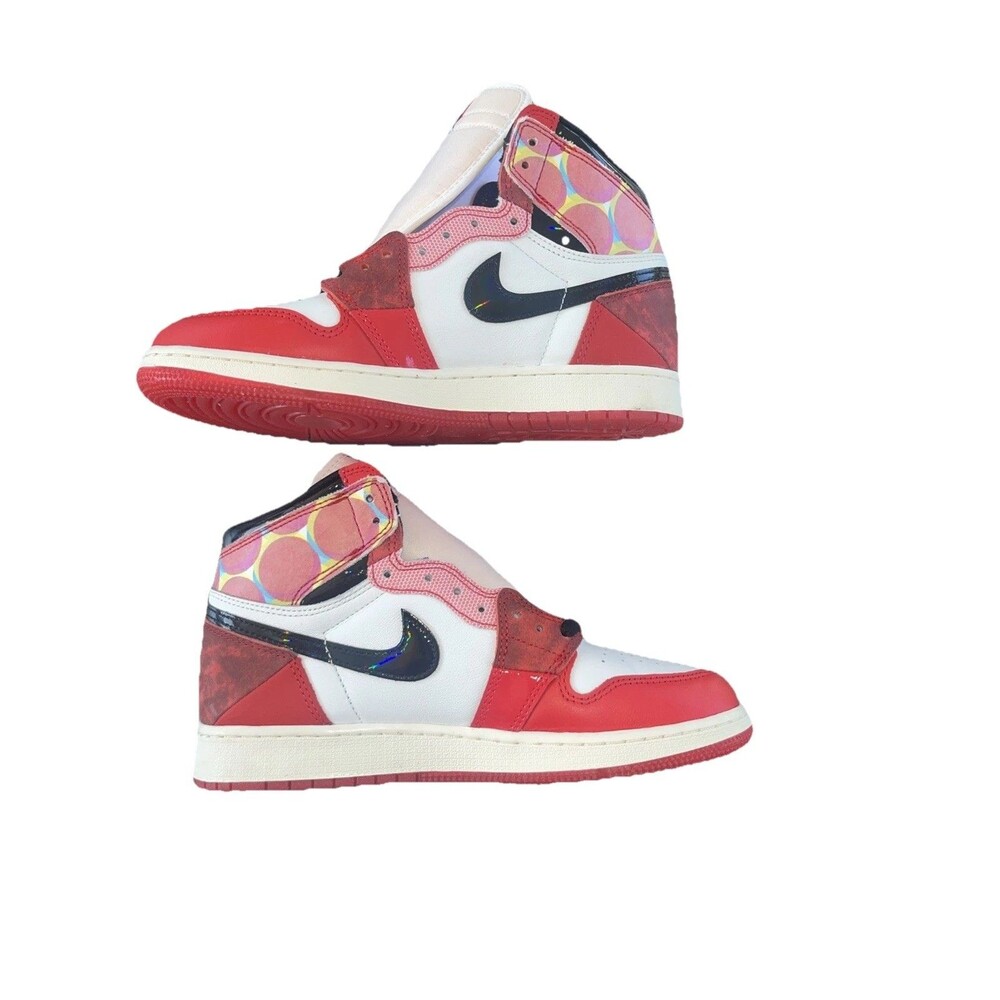 Size 7 - Jordan 1 Retro OG x Marvel High Next Chapter